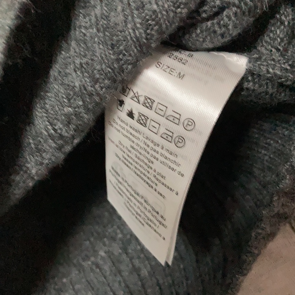 Women’s Relaxed Jersey Tiger sweater size Medium - Picture 5 of 6